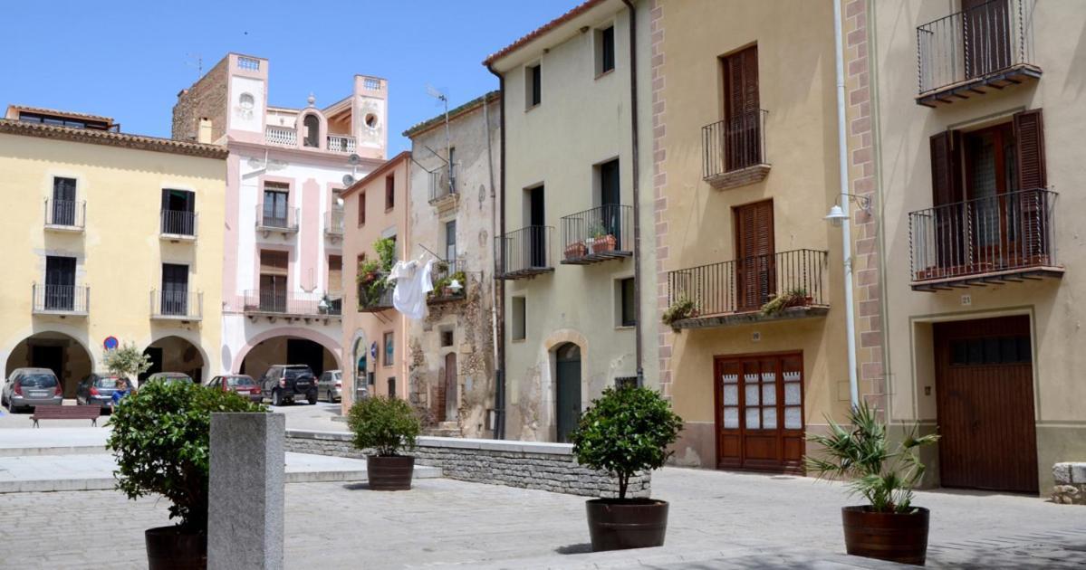 Apartamento La Costa Peralada Esterno foto